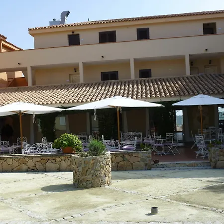 Baia De Bahas - & 3* Marinella (Sardinia)