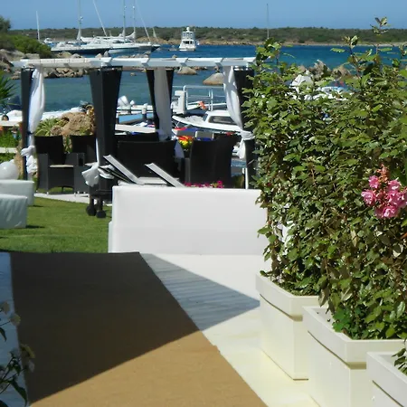Aparthotel Baia De Bahas - &