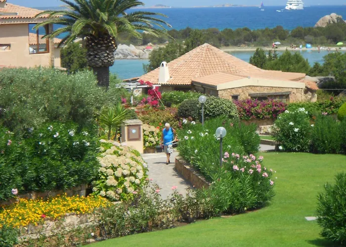 Baia De Bahas - & Aparthotel